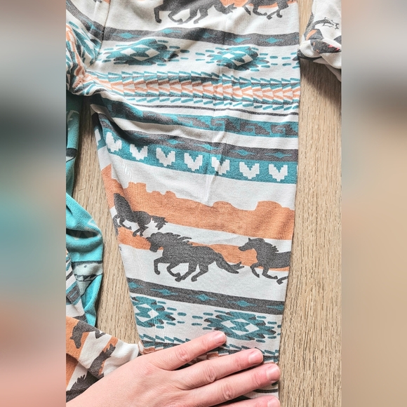 Lazy One Bundle - Picture 5 of 6